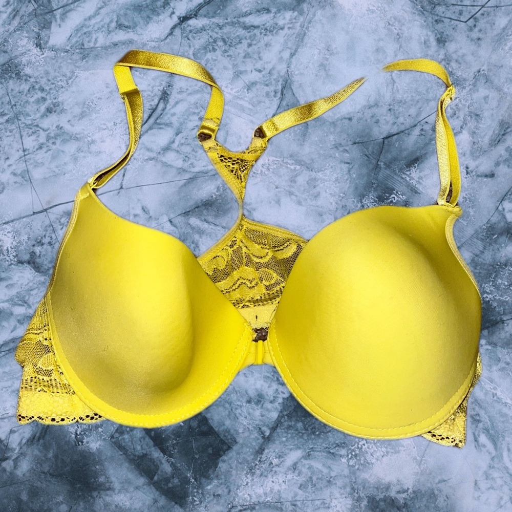 Coobie yellow racer back front clasp lace detail bra 38B never worn